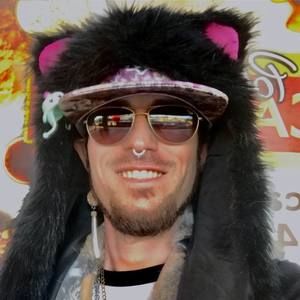 Meet your Posher, Tizz